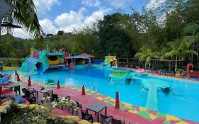 consorcio club Paradise